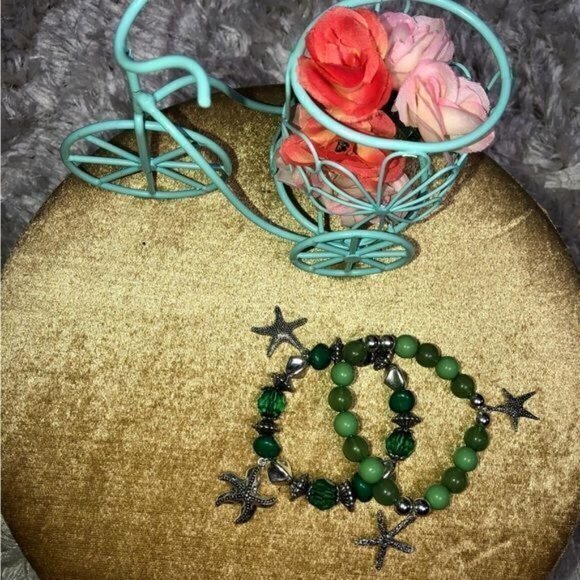 Green Beads Bracelet with‎ Starfish charm - Picture 4 of 5